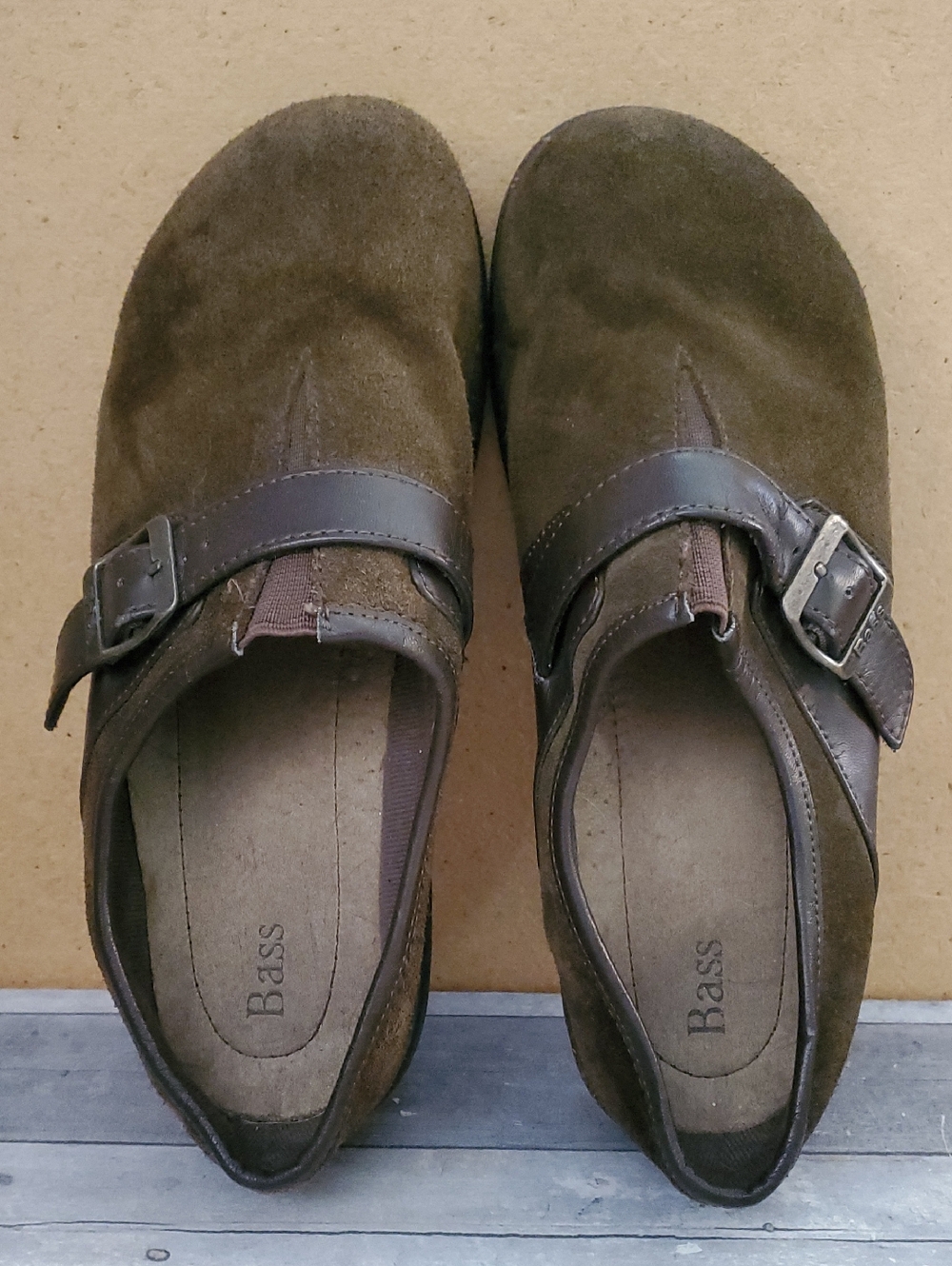 Bass Celeste Brown Suede Slip-On Clogs with Buckle Strap Size 8.5  3016-205